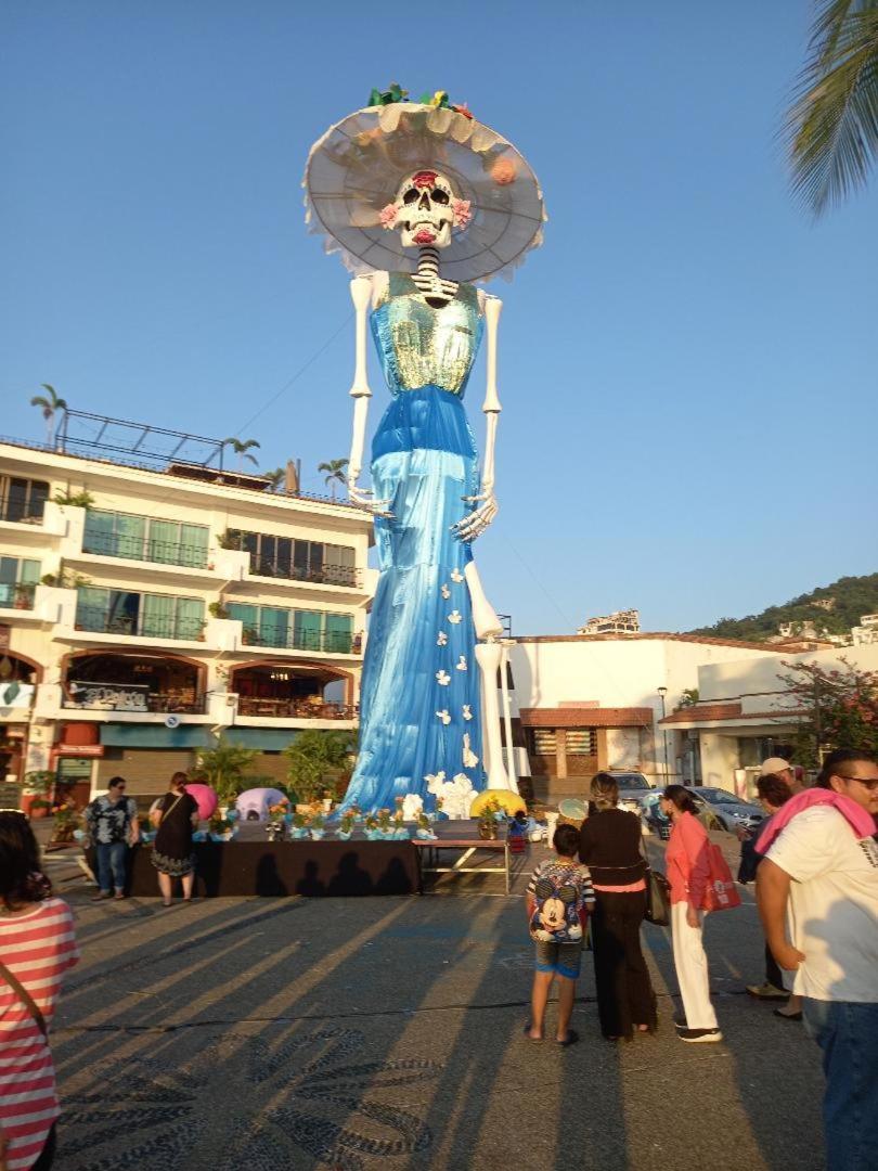 Hostal Bravo Vallarta بويرتو فالارتا المظهر الخارجي الصورة